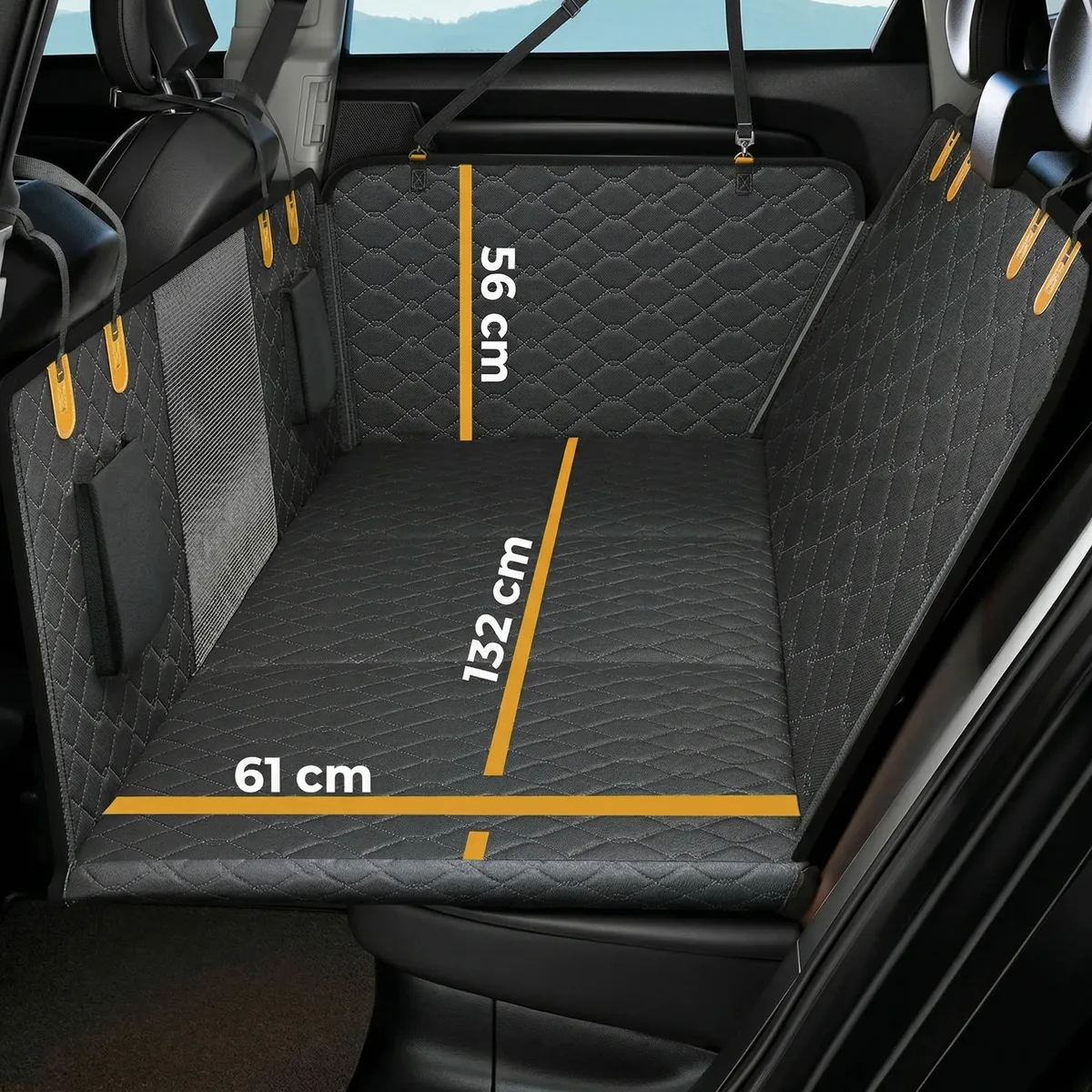 Misure reali del coprisedile auto per cani 142x132 cm con estensione sedile
